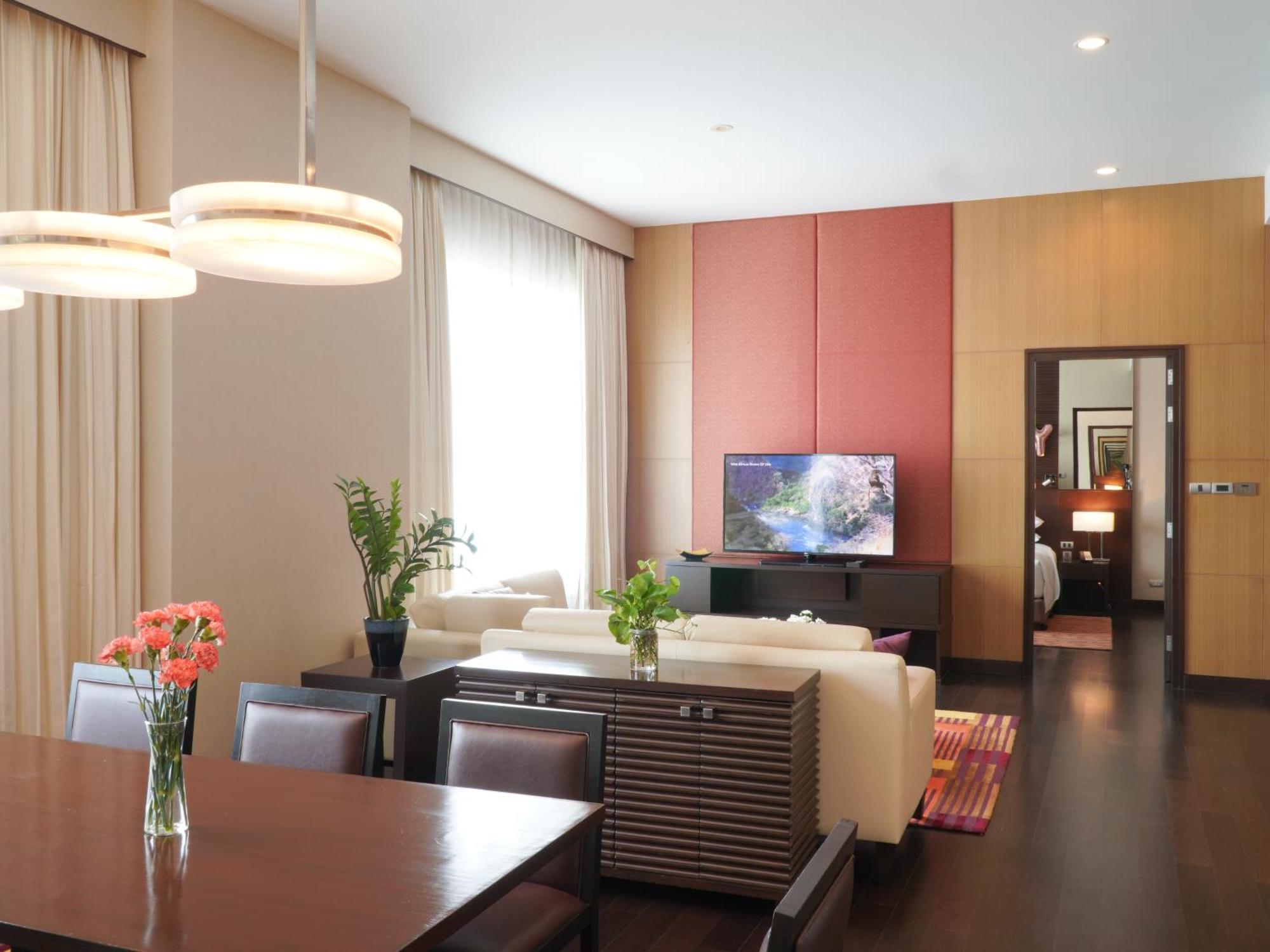 Marriott Executive Apartments - Sukhumvit Park, Бангкок Экстерьер фото