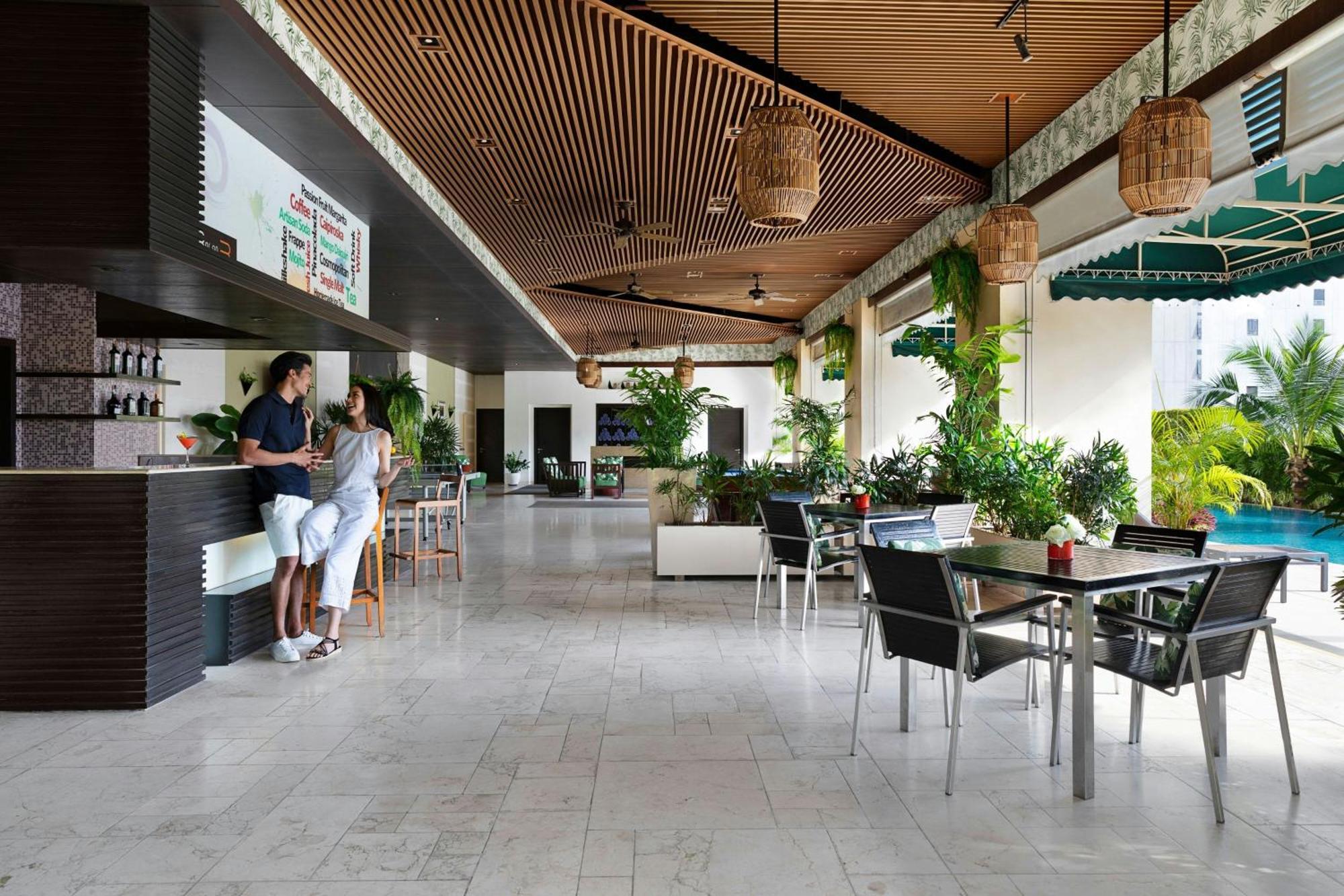 Marriott Executive Apartments - Sukhumvit Park, Бангкок Экстерьер фото